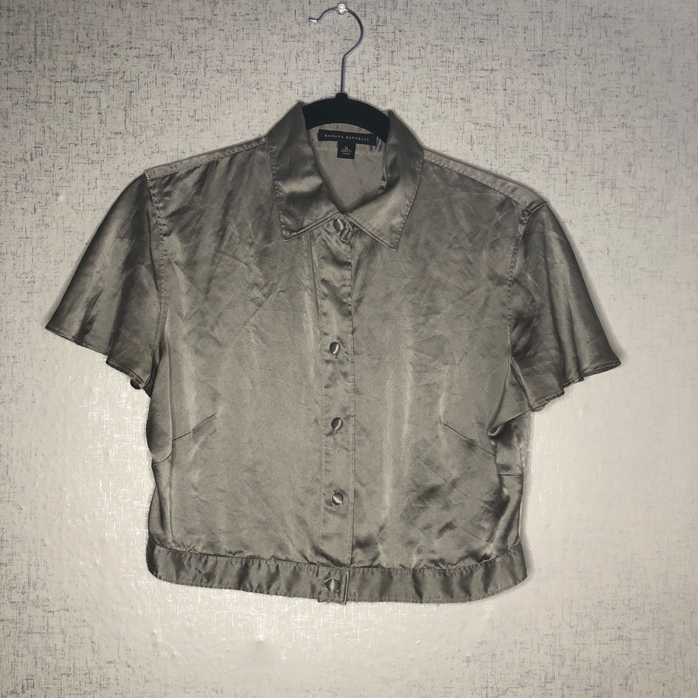 Banana Republic Silk Cropped Blouse